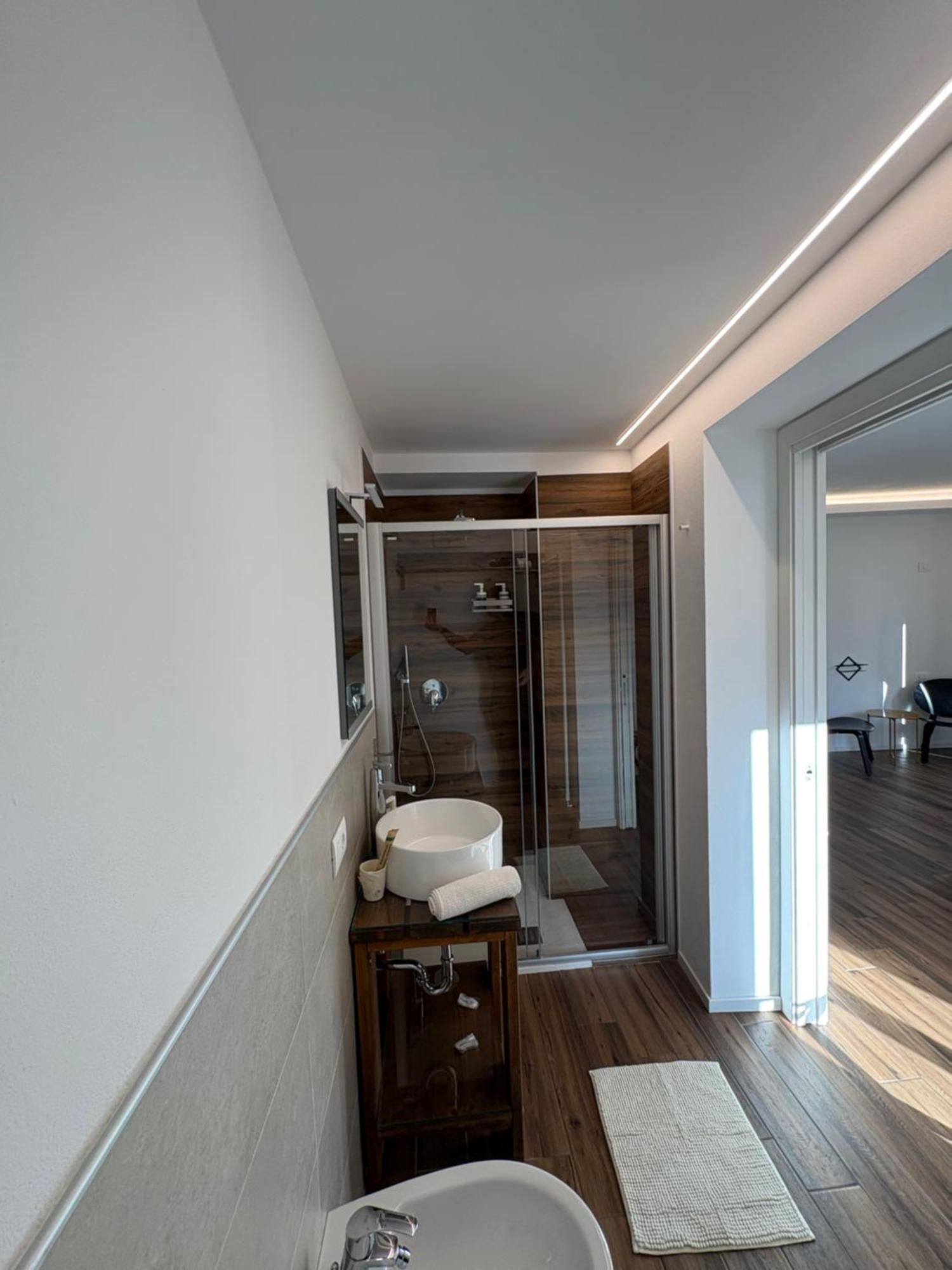 Casa Pitem Bed & Breakfast Torbole Sul Garda Cameră foto