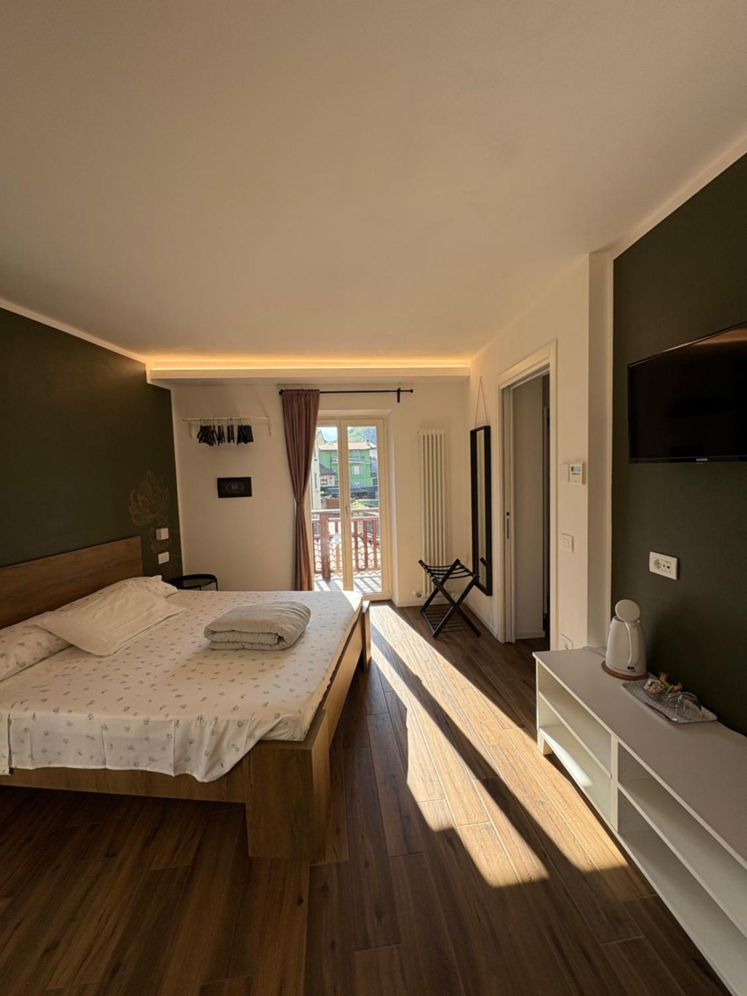 Casa Pitem Bed & Breakfast Torbole Sul Garda Cameră foto