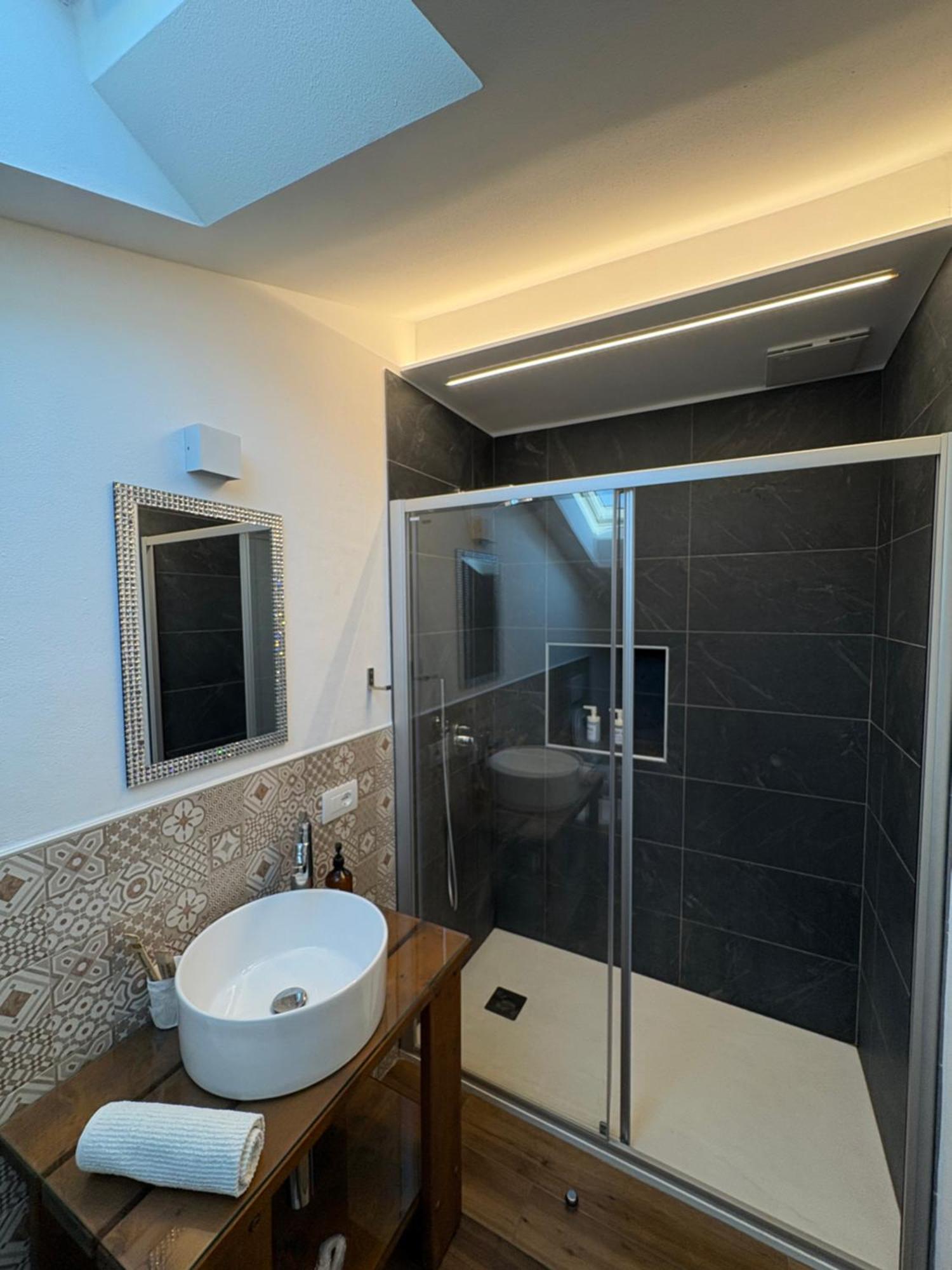 Casa Pitem Bed & Breakfast Torbole Sul Garda Cameră foto