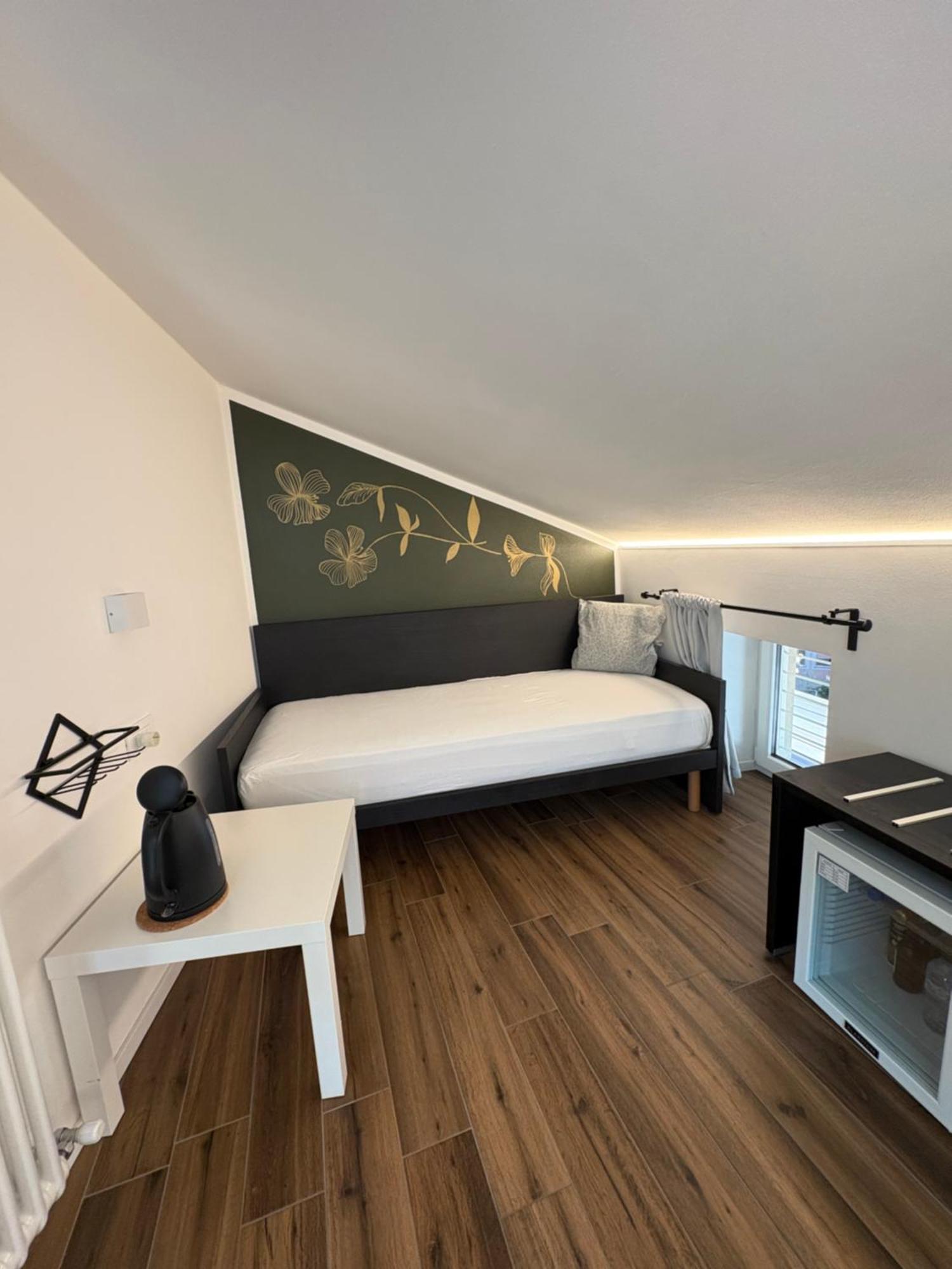 Casa Pitem Bed & Breakfast Torbole Sul Garda Cameră foto