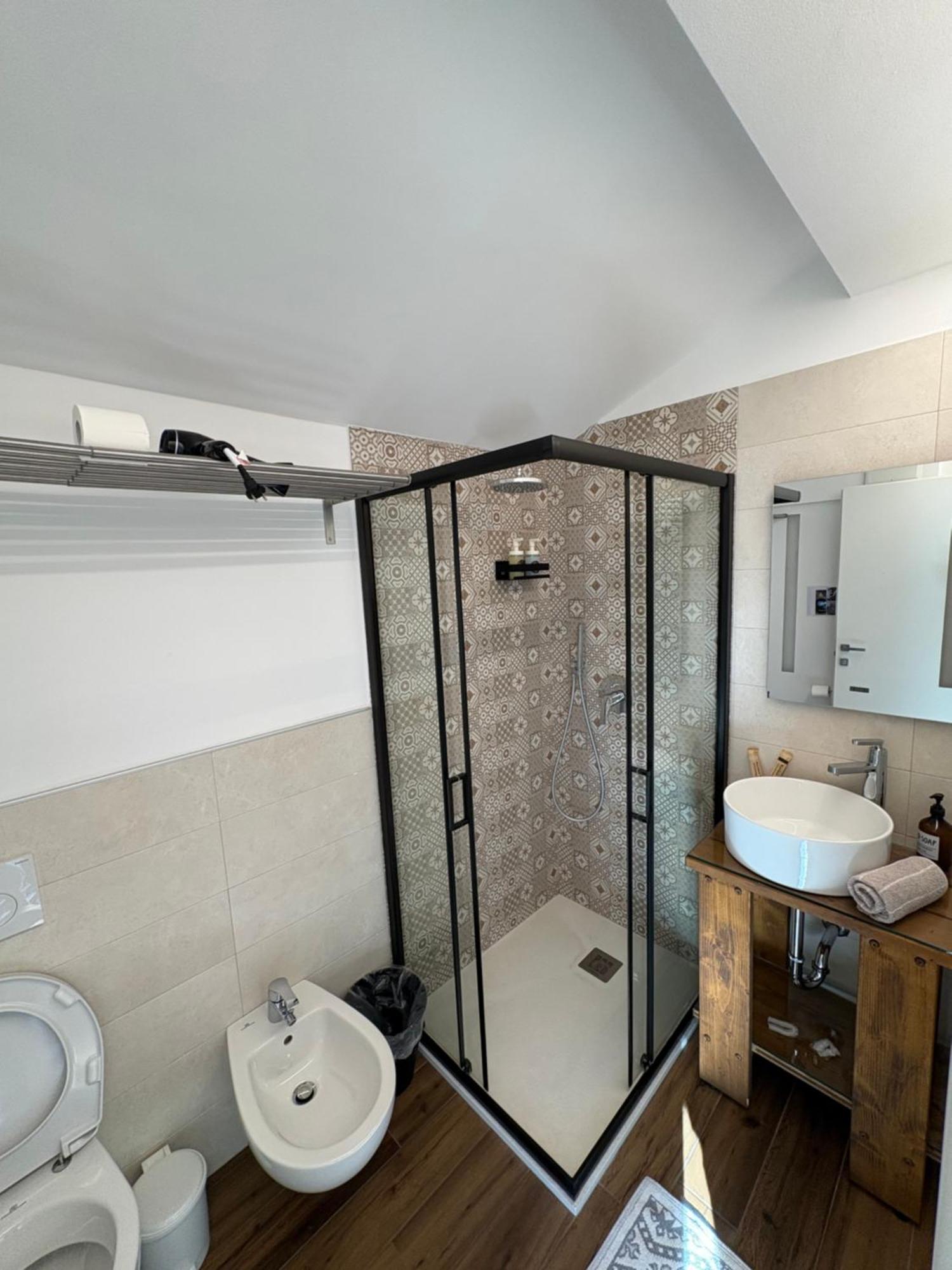 Casa Pitem Bed & Breakfast Torbole Sul Garda Cameră foto